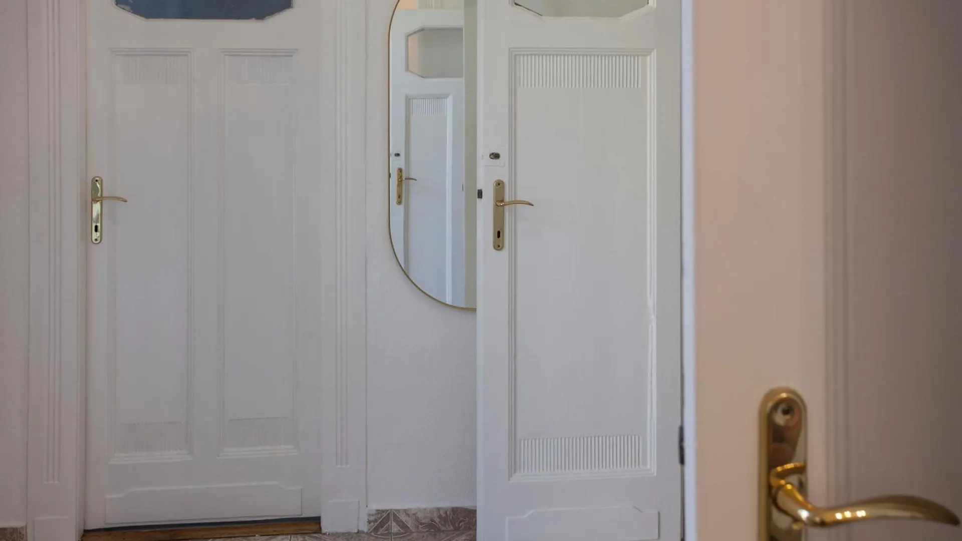 Plan A Apartment Budapest 0*,  Hungary